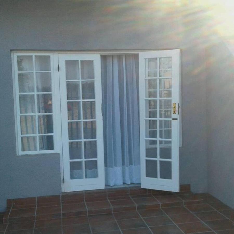The Cradle'S Rest Guest House Krugersdorp Exterior photo