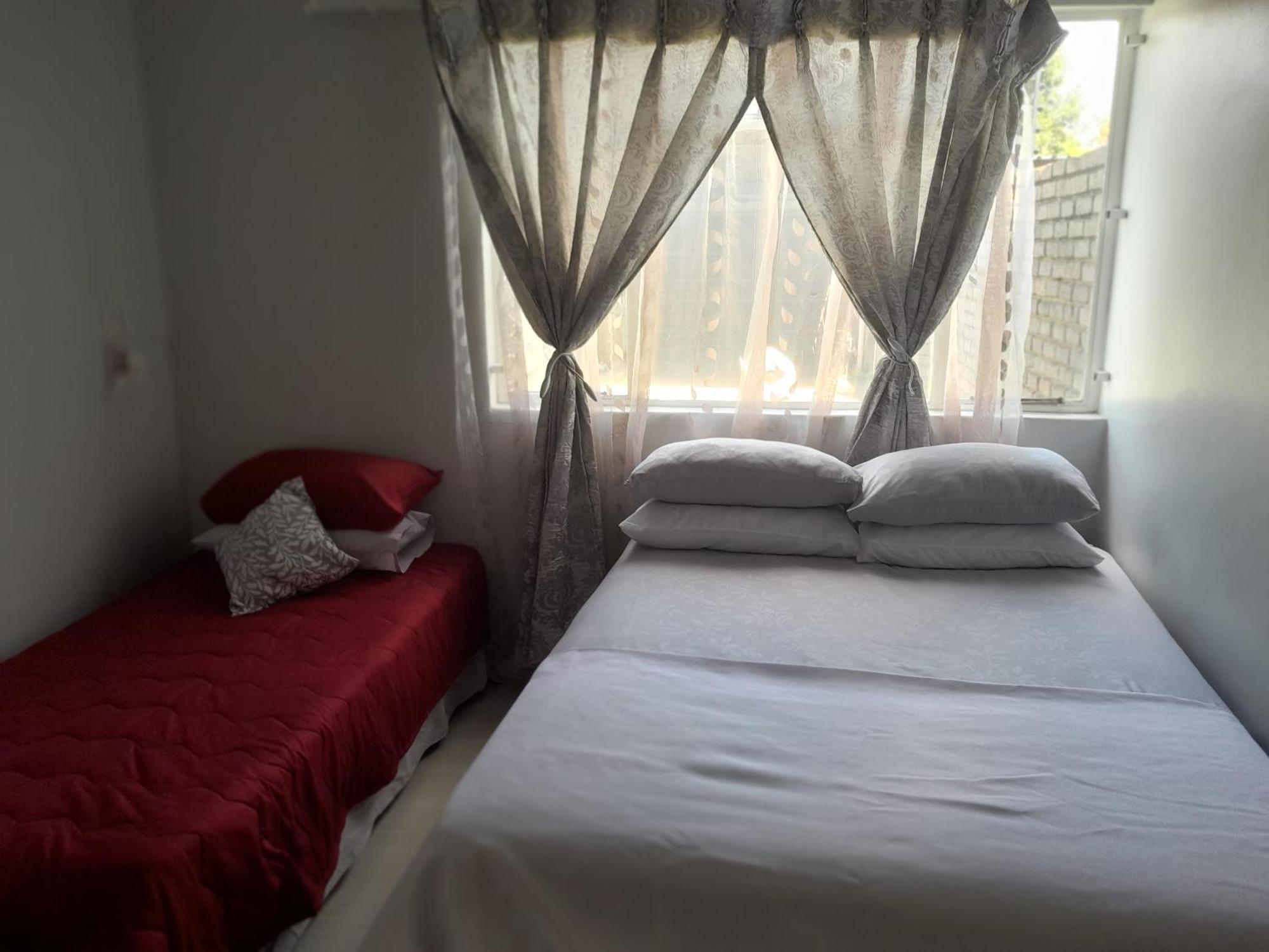The Cradle'S Rest Guest House Krugersdorp Room photo